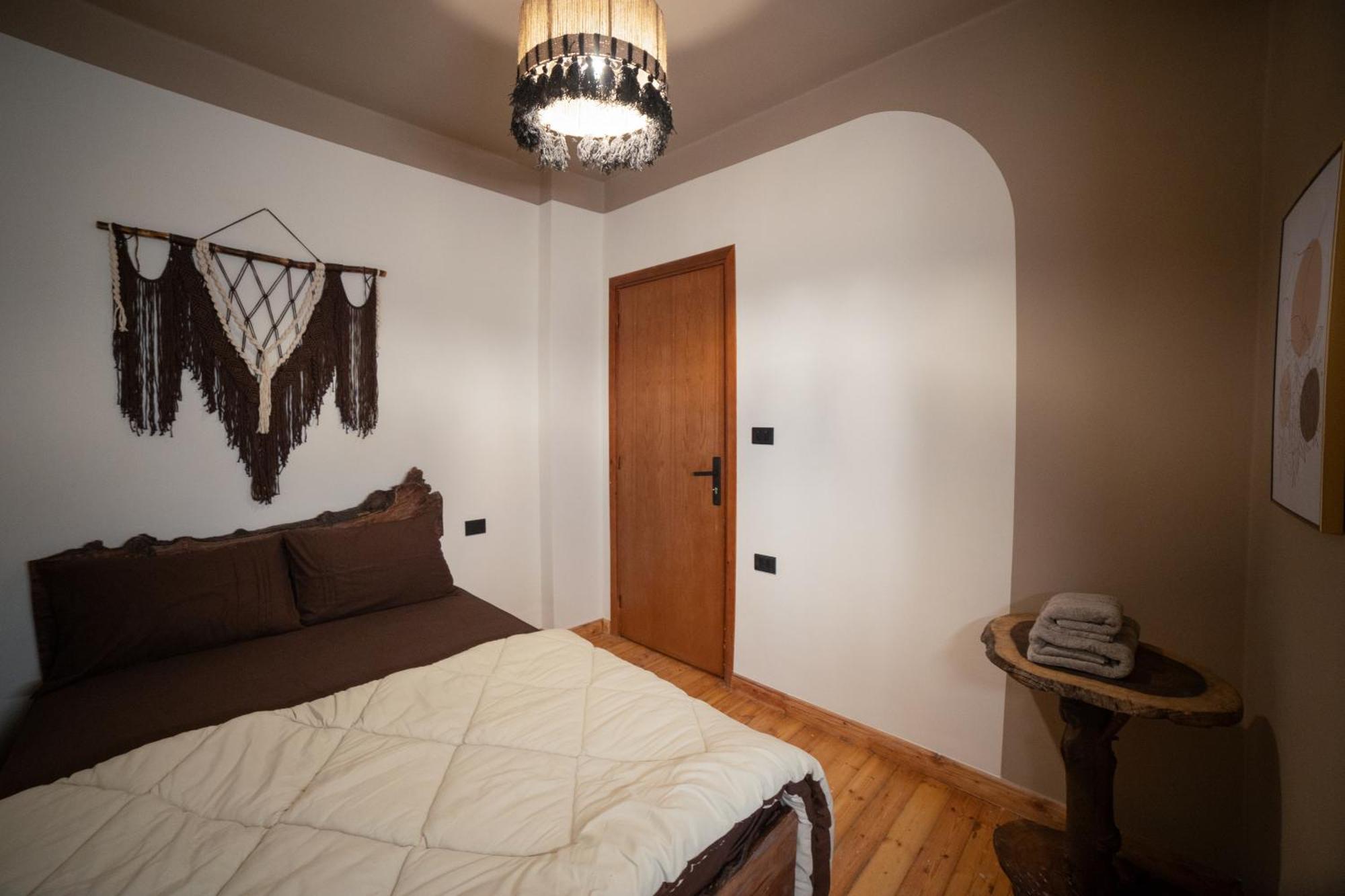 Chic Artist Loft In Downtown W Vintage Charm Apartment