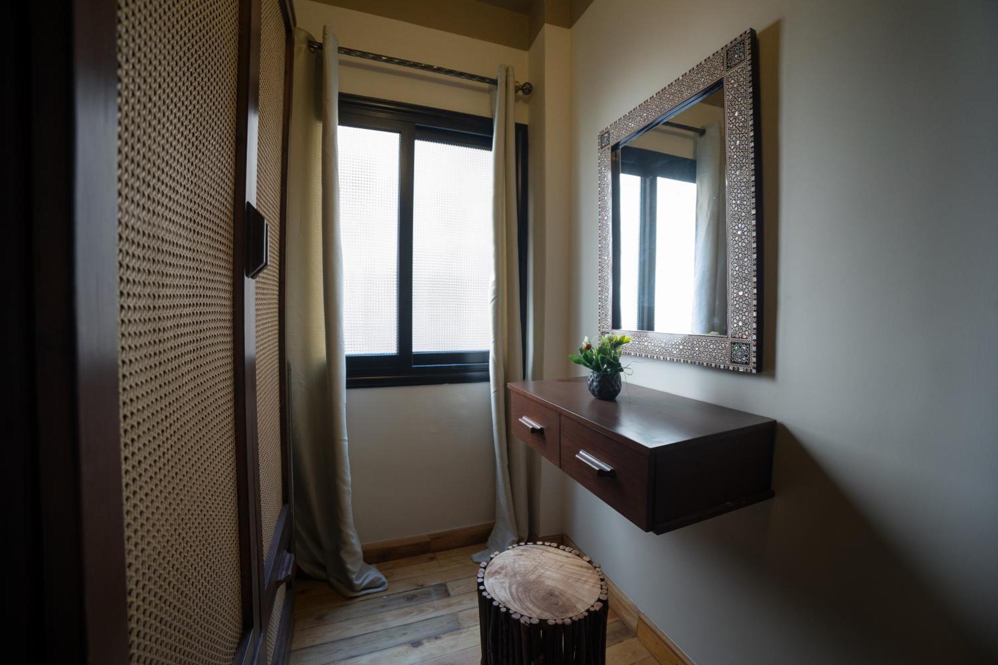 Chic Artist Loft In Downtown W Vintage Charm Apartment *