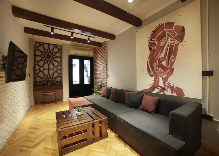 Chic Artist Loft In Downtown Cairo W Vintage Charm