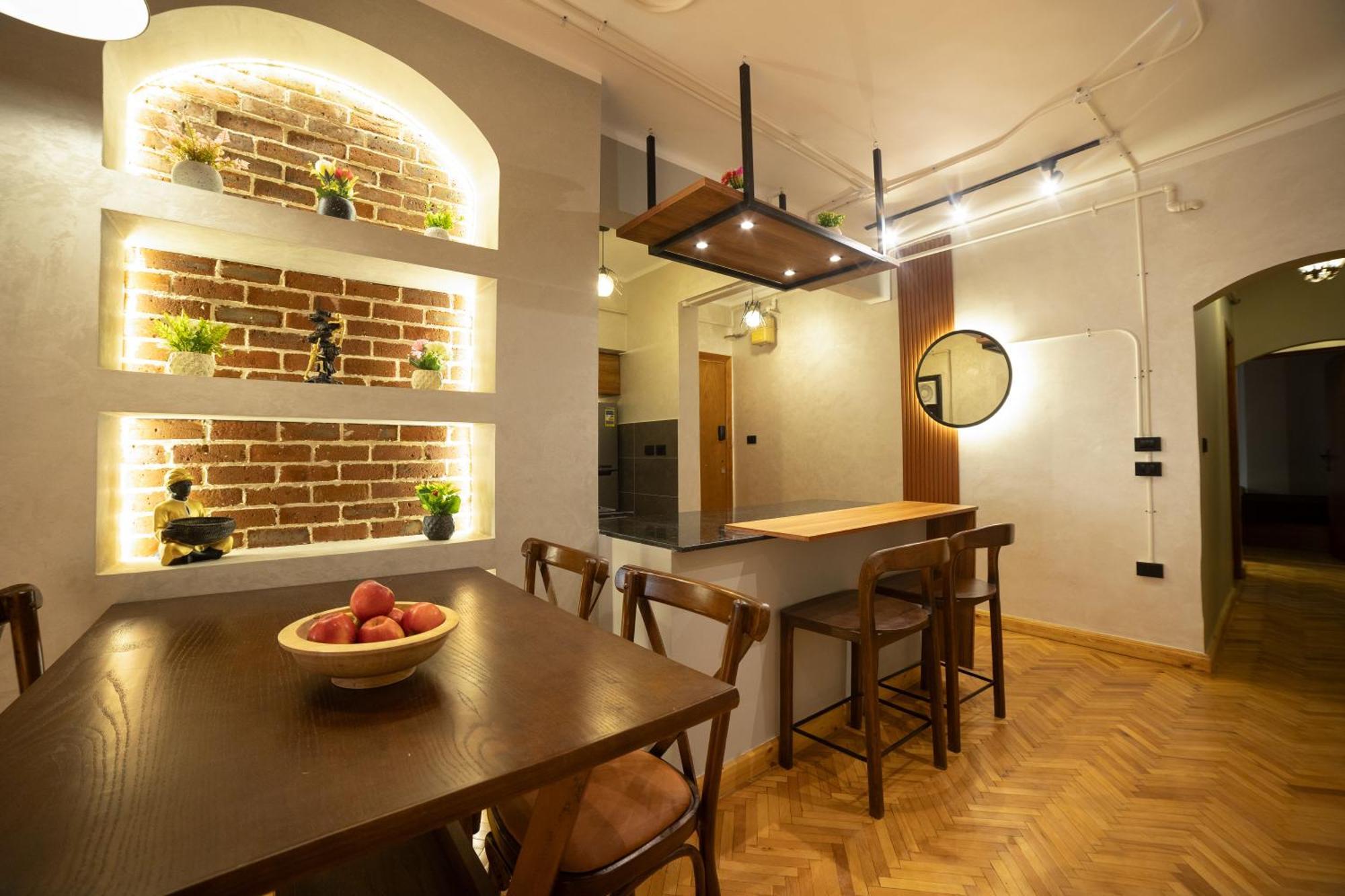 Apartment Chic Artist Loft In Downtown W Vintage Charm *